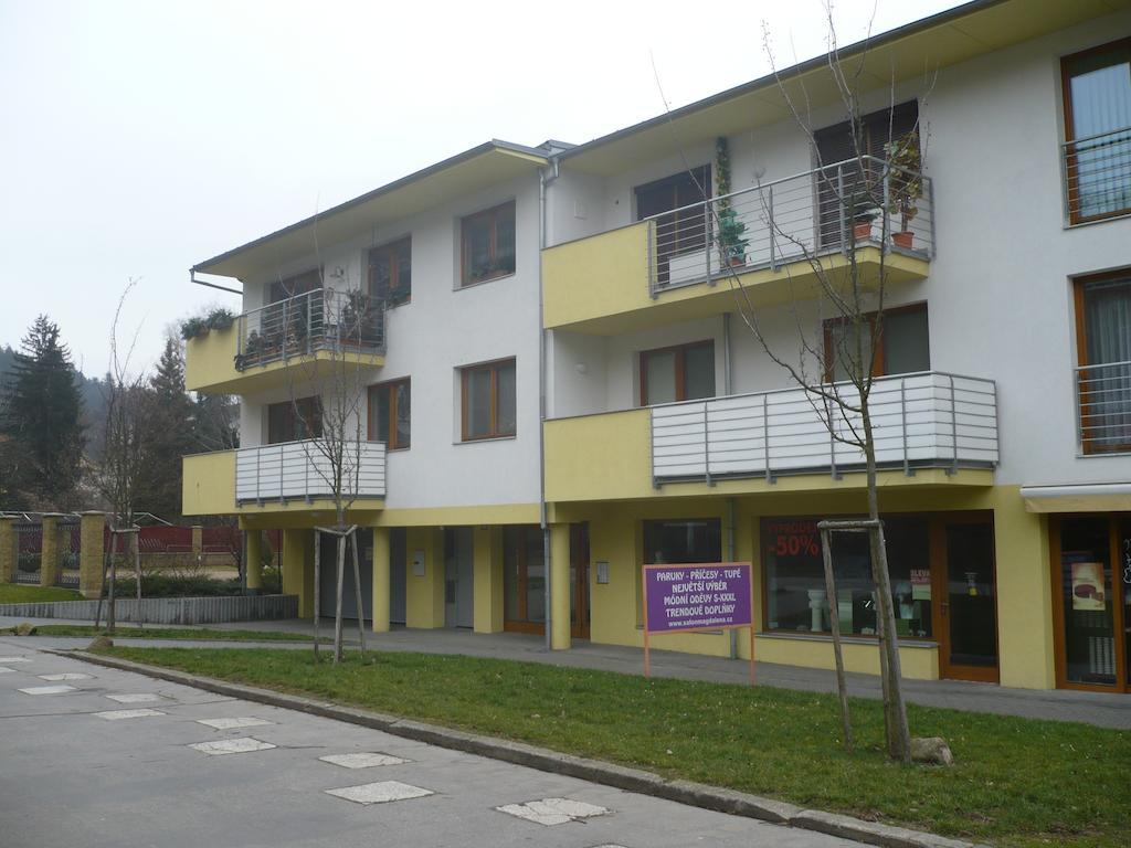 Apartman Anezka Luhačovice Zewnętrze zdjęcie