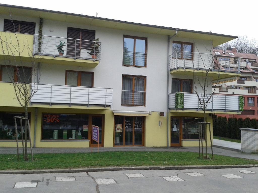 Apartman Anezka Luhačovice Zewnętrze zdjęcie
